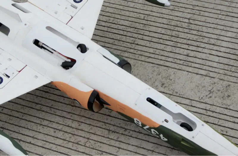 freewing-70mm-edf-rc-jet-f104-7