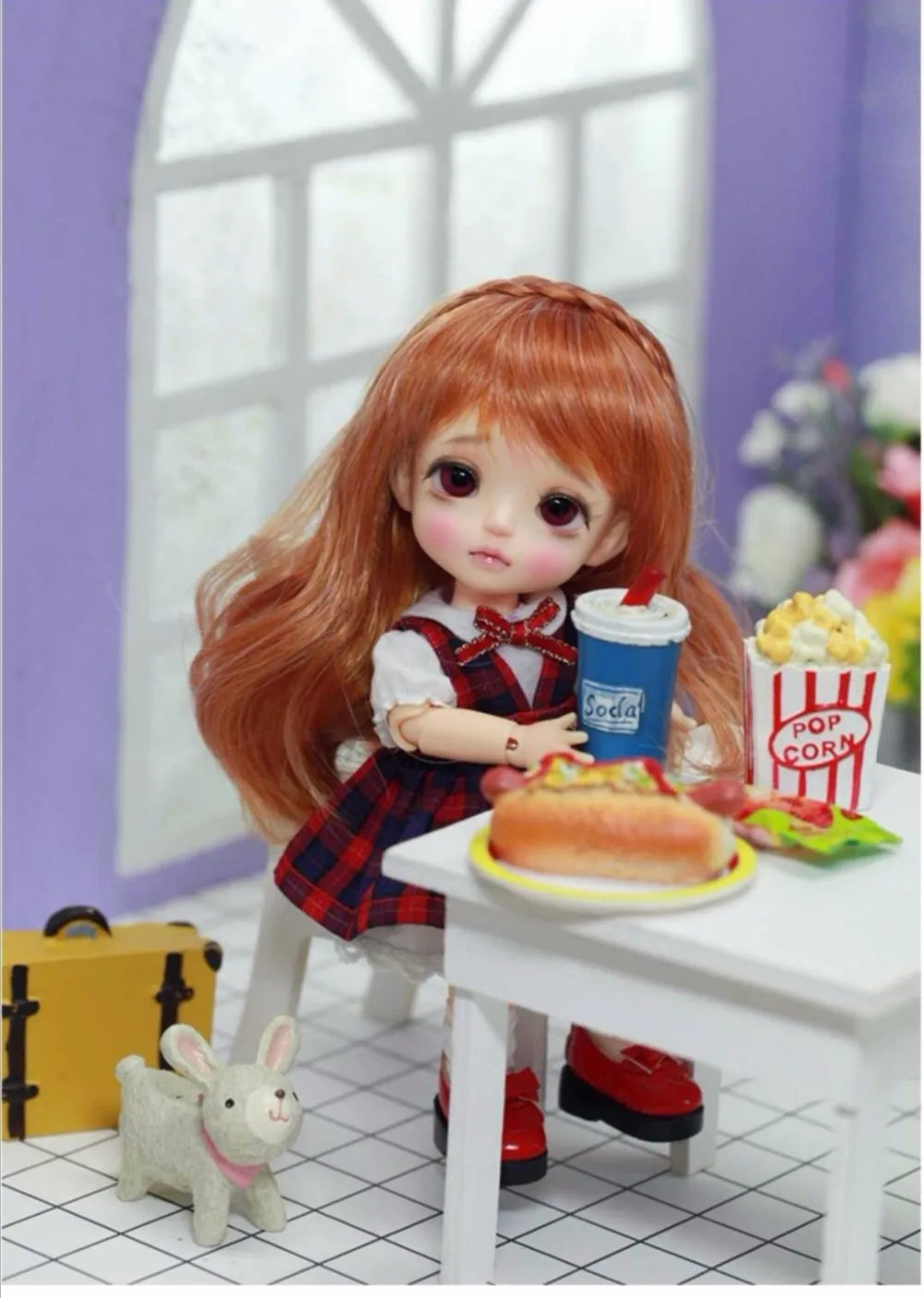 

Free shipping 1/8 bjd doll soi have normal and tan color