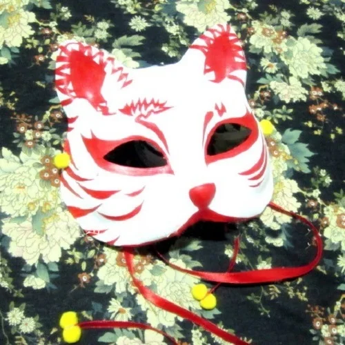 

Half Face Japanese Style Hand-Painted Fox Mask Kitsune Mononoke Pattern Cosplay Masquerade for Party Halloween