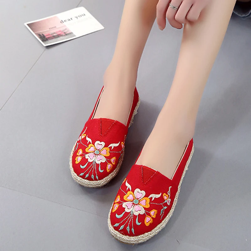 

Tangnest New Red Spring Embroider Flats Women Slip On Espadrilles Floral Round Toe Flat Shoes Female Elegant Footwear XWD7200
