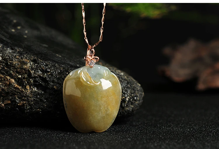 

Excellent 100% A Grade Natural Yellow /Jadeite Apple Pendant With Certificate