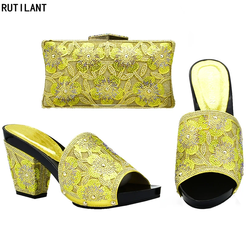 Nieuwe Collectie Italiaanse Schoenen met Bijpassende Tassen Set Versierd met Rhinestone Italiaanse Laatste Afrikaanse Party Pumps Schoenen en Tas Set Nieuwe Collectie Italiaanse Schoenen met Bijpassende Tassen Set Versierd met Rhinestone Italiaanse Laatste Afrikaanse Party Pumps Schoenen en Tas Set