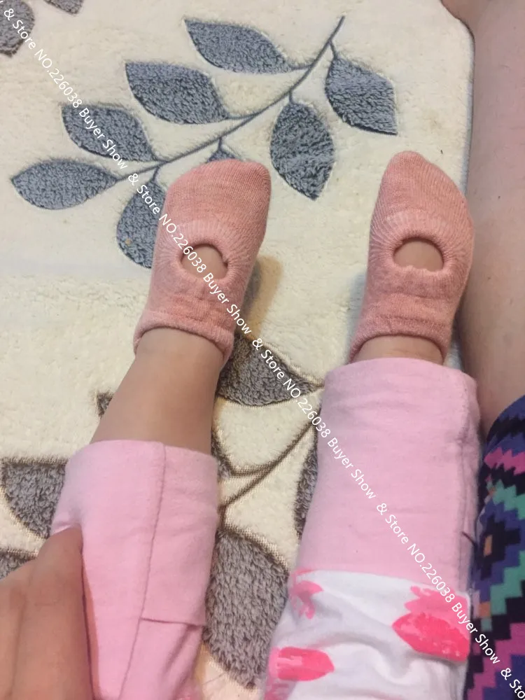 Носки для малышей от 0 до 12 месяцев летние однотонные шелковые носки для мальчиков и девочек хлопковые нескользящие милые носки Одежда для новорожденных GZ11