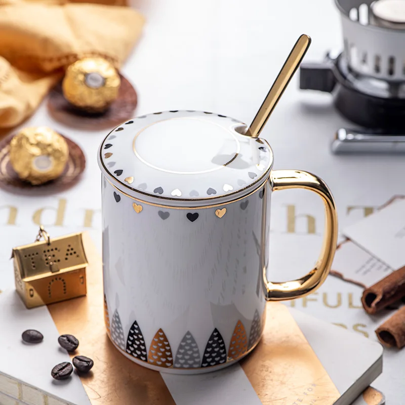 Yolife Высококачественная фарфоровая керамическая чашка для кофе и кружка с узором в форме сердца большая емкость офисная чайная чашка подарок другу