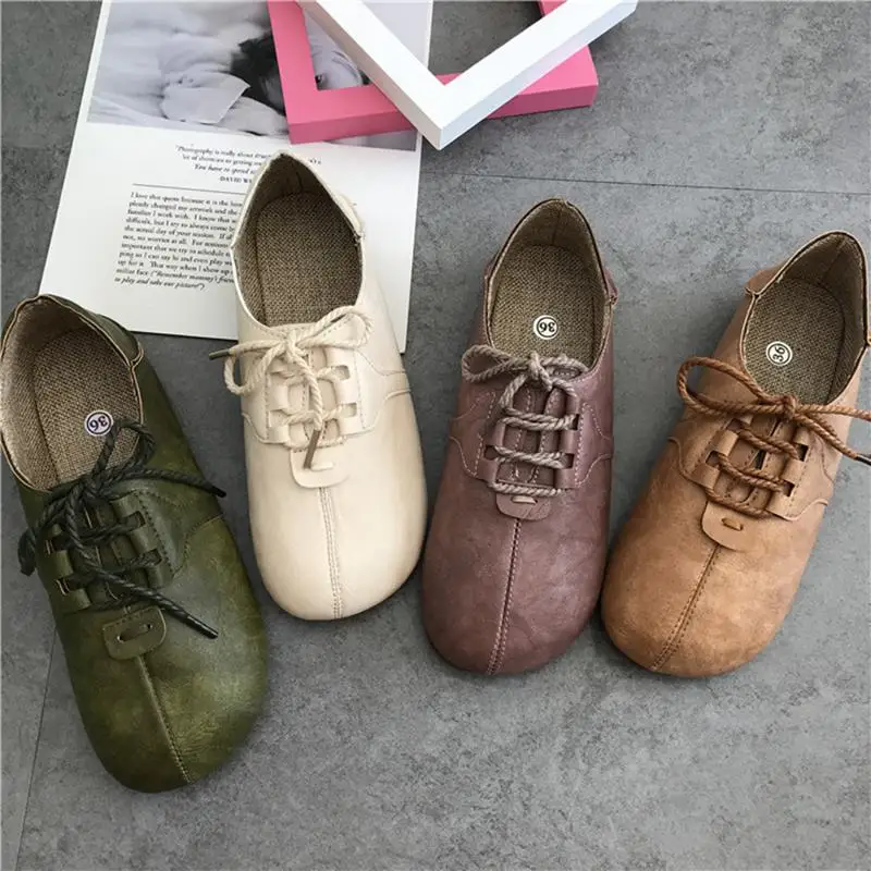

2018 New Round Toe Lace-up Casual Soft-soled Shoes Retro Literary Flat Shoes.