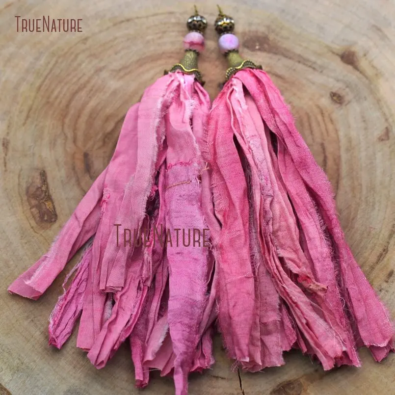 20171206-PM9044- Cerise Pink Sari Silk Tassel Pendant Boho Chic  Antique Bronze Color Plated_8