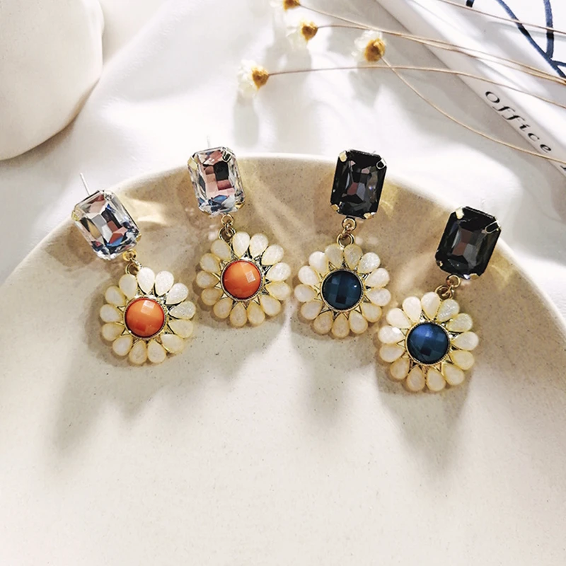 

HZ 2019 Vintage Sun Flower Colorful Square Fashion Rhinestone New Elegant Silver Dangle Earrings for Women Girl Party Jewelry
