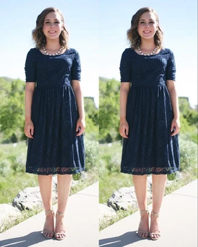 

2019 Vintage Lace Short Modest Bridesmaid Dresses With Sleeves Scoop Navy Blue A-line Knee Length Country Maid of Honor Dress