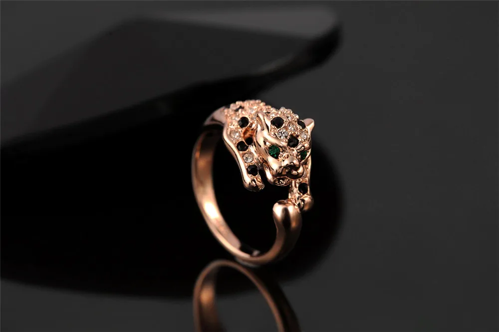 Бижутерия Italina. Оригинальное женское кольцо в виде леопарда. Кольцо для вечеринки с австрийскими кристаллами Stellux#RG91207