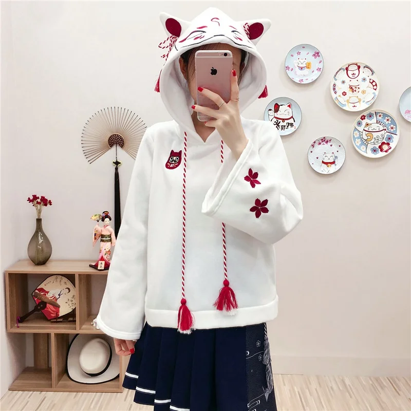 

White Black Japanese Clothes Hoodie Harajuku Kawaii Embroidery Cat Flare Sleeves Women Top 2019 Autumn Japanese Sweets FF2080