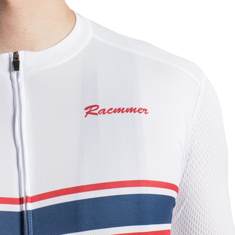 7N9A7733
