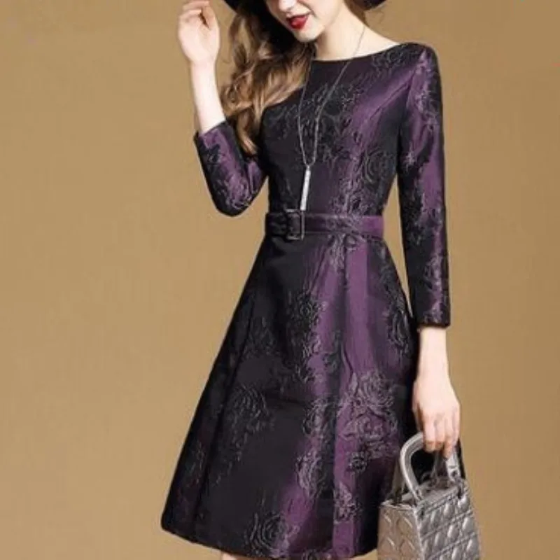 

Elegant Purple Dresses Women High Quality Three Quarter Sleeve Autumn Vestidos 2019 Fashion Jacquard Floral Dress Buckle Belt
