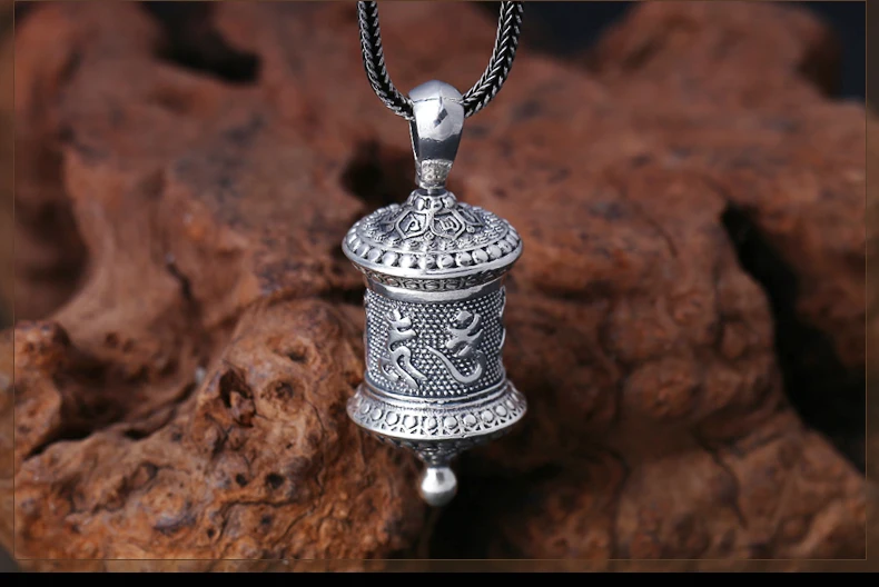 silver-gau-box-pendant0014a