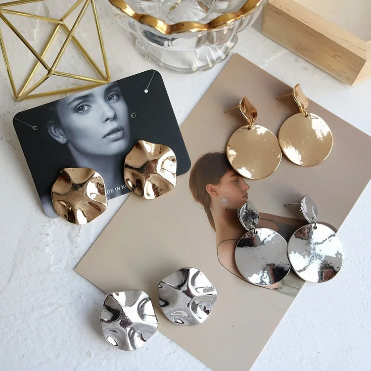

Earing Pendientes Mulheres Keqiu Retro Minimalist Metal Earrings Irregular Surface Waves Beat Lines Exaggerated Design Stud