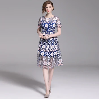 

2019 Summer New Fashion Women's High-end Embroidery Slim Stitching A-line Dress Mesh Streetwear Retro Temperament Party Dress