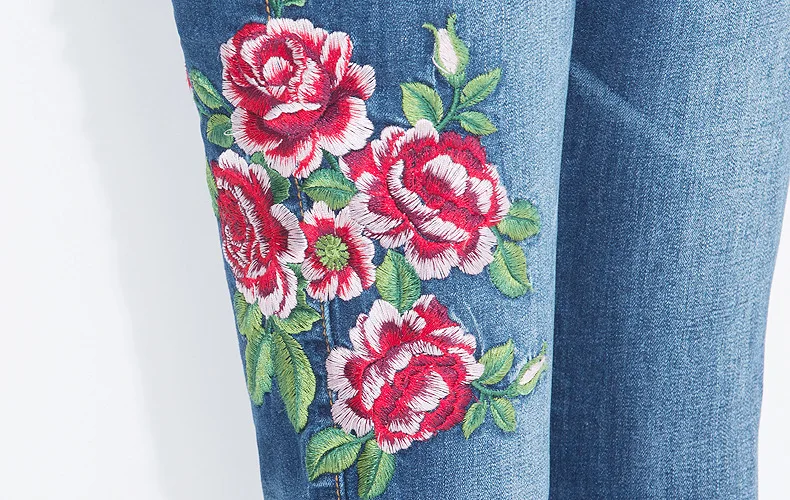 Джинсы женские Высокая талия корейский стиль расклешенные джинсы цветы вышитые стрейч джинсовые брюки большой размер Женская одежда Femme