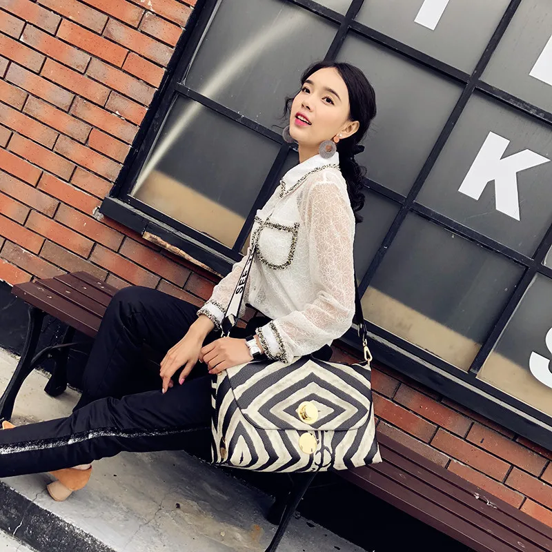 envelope bag stylish female big handbag leisure shoulder bag women zebra grain large capacity pu leather bag for girls tote (15)