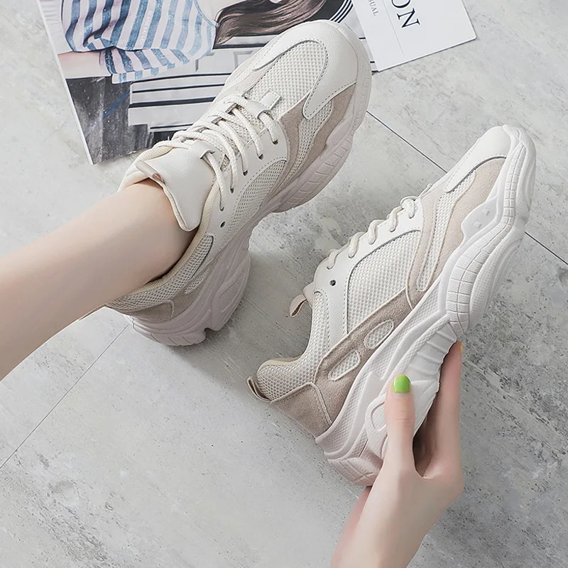 

Women's Chunky Sneakers 2019 Fashion Women Platform Shoes Lace Up Vulcanize Shoes Female Trainers White Dad Shoes