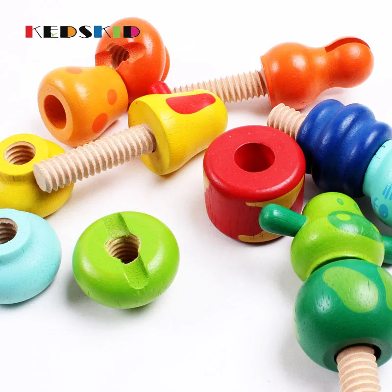 

Random style Removable wooden nut combination blocks assembled for children hands Train children's hand eye coordination