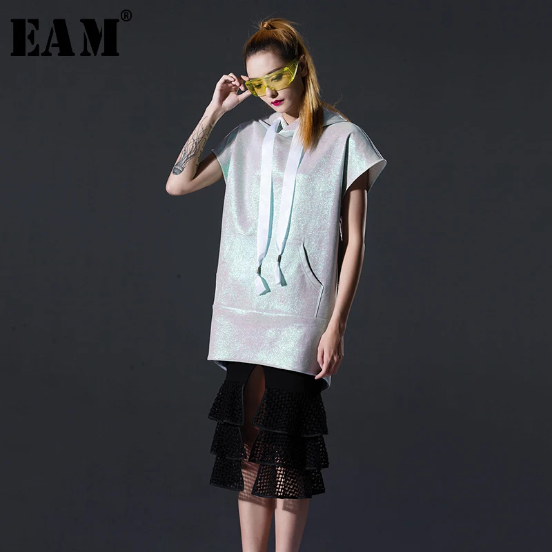 

[EAM] 2019 Customize New Spring Hooded Sleeveless Solid Color Gray Bright Big Size Loose T-shirt Women Fashion Tide AZU124