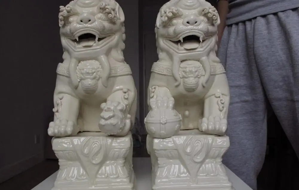 

Chinese White porcelain Feng Shui Evil Guardian Door Fu Foo Dog Lion Statue Pair
