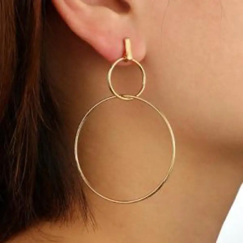 

2019 New Hot Personality Exaggerated Simple Geometric Circle Earrings Creative Long Earrings For Women Dangle Earrings Orecchini