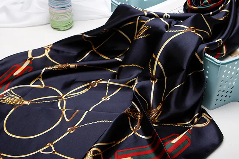 10172574310_1021677109