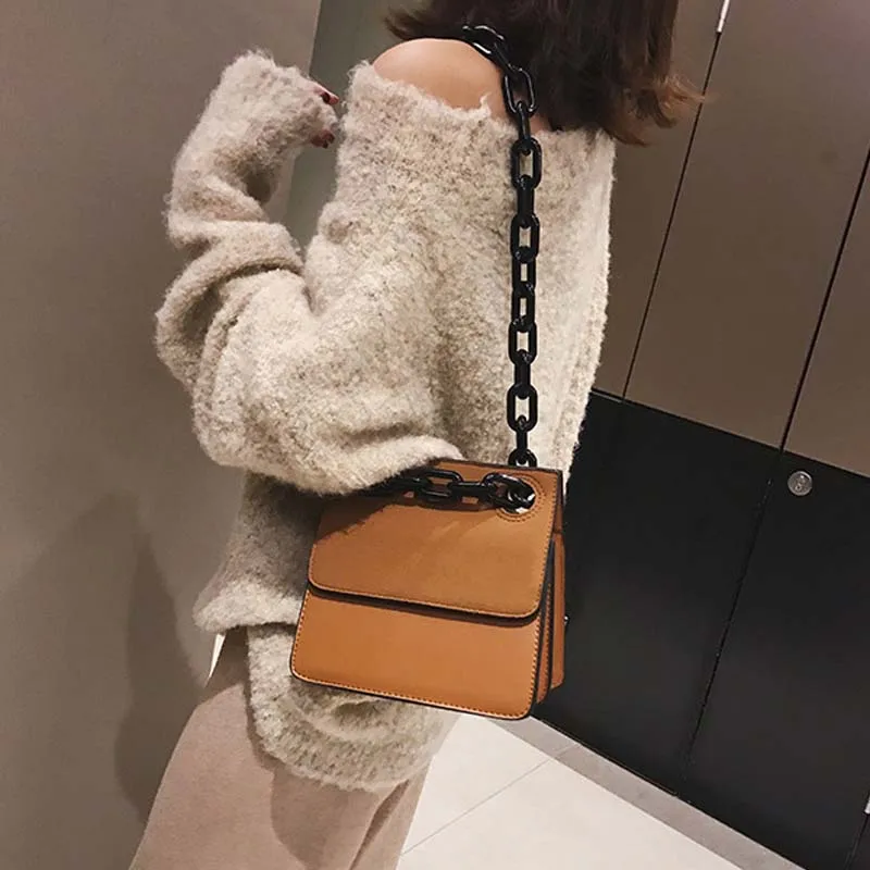 

Chic Bag Female 2019 New Tide Ladies Handbag Shoulder Bag Thick Chain Small Solid Leather Square Messenger Bag