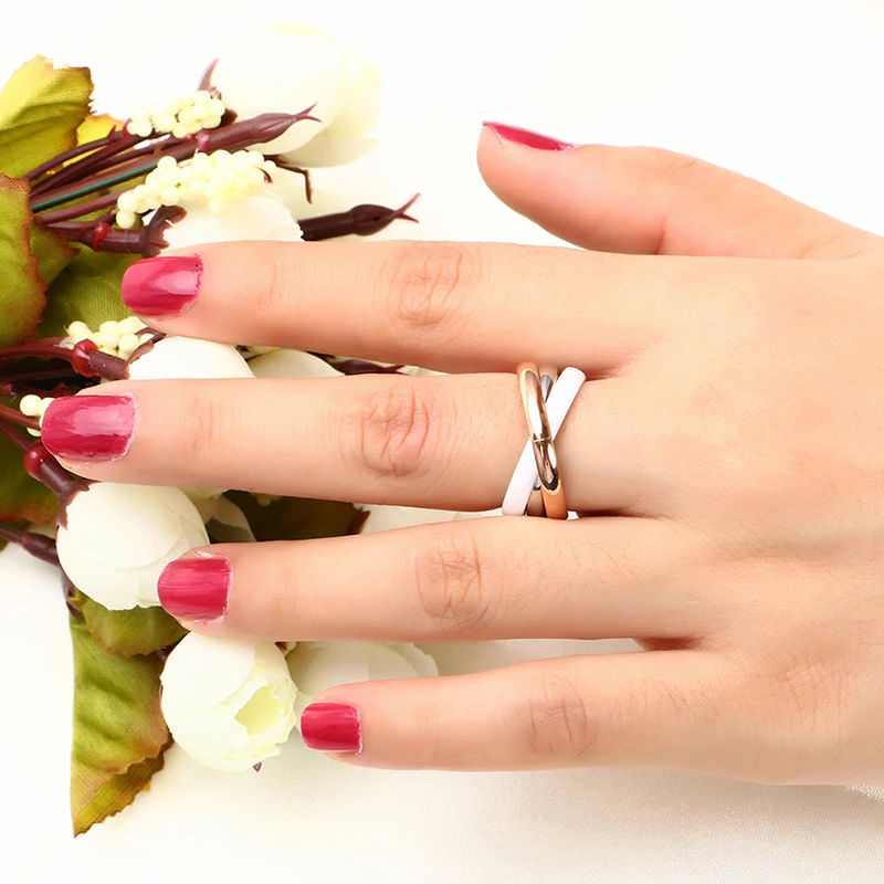 2018 Rose Gold Three Cross Ring Zirconia Fashion White Black Ceramic Rings Jewelry Vintage Ceramic Decorations for Women