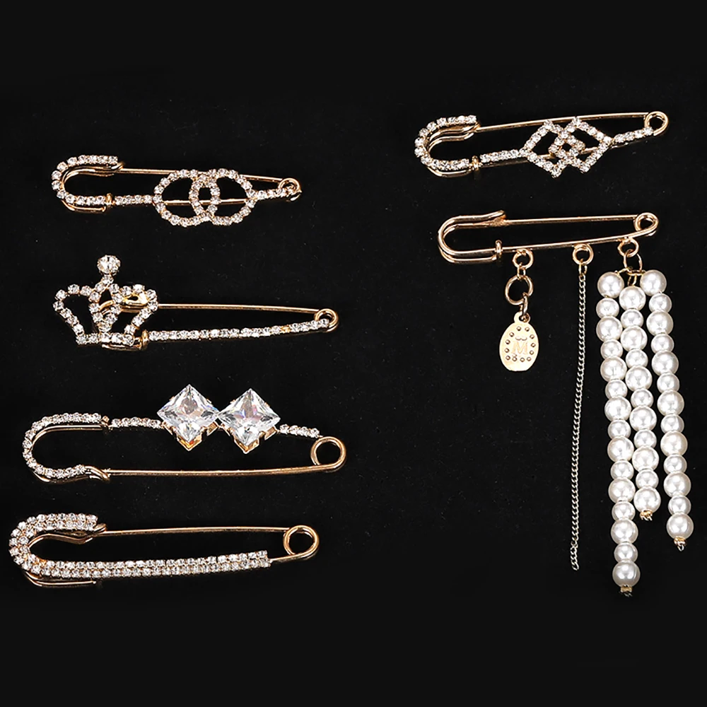 

Best lady New Design Elegant Simulated Pearls Brooches for Women Girls Princess Crown Brooch Pins UP Scarf Shoulder Accessories