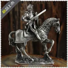 Medieval European Knights tin samurai warrior doll cavalry soldier soldier tin ornaments the tin soldier