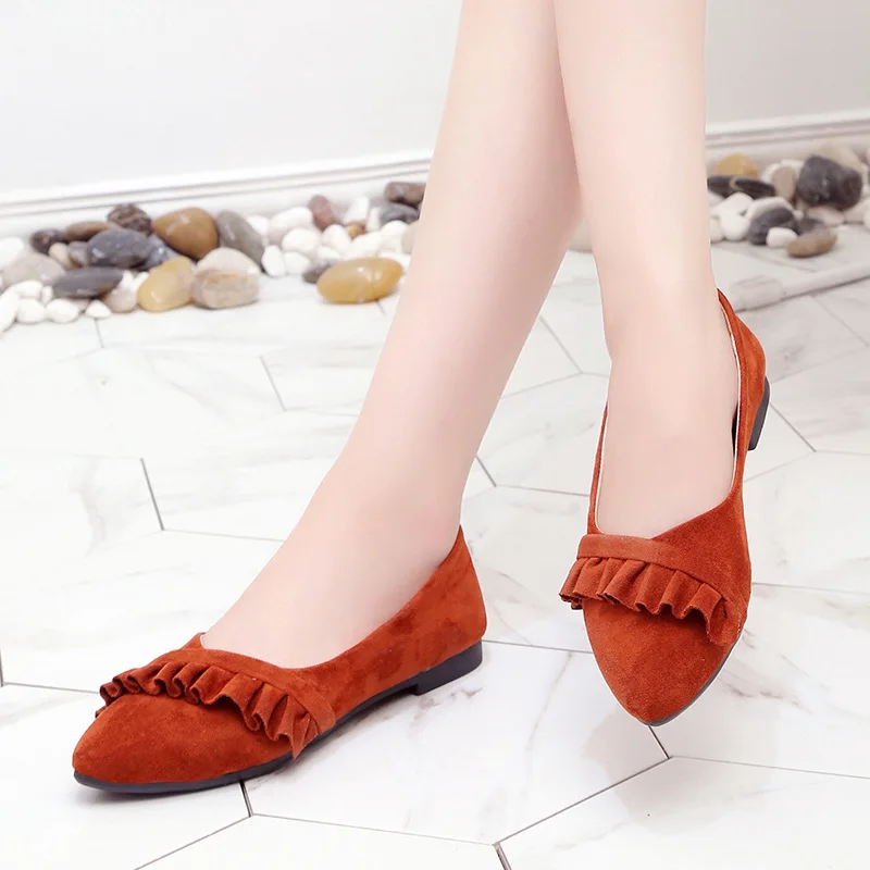 

2019 spring summer women flats beautiful lace Ruffle shallow mouth wedding shoes woman pointed toe slip on Scarpe da donna