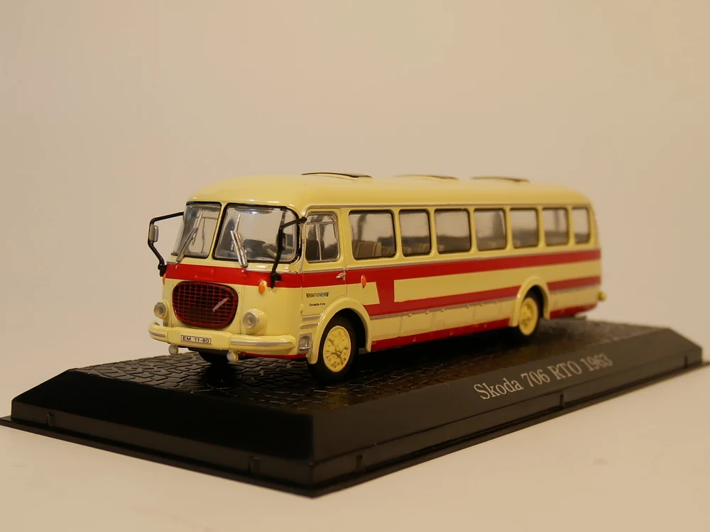 

atlas 1:72 bus collection skoda 706 RTO 1963 Diecast model car