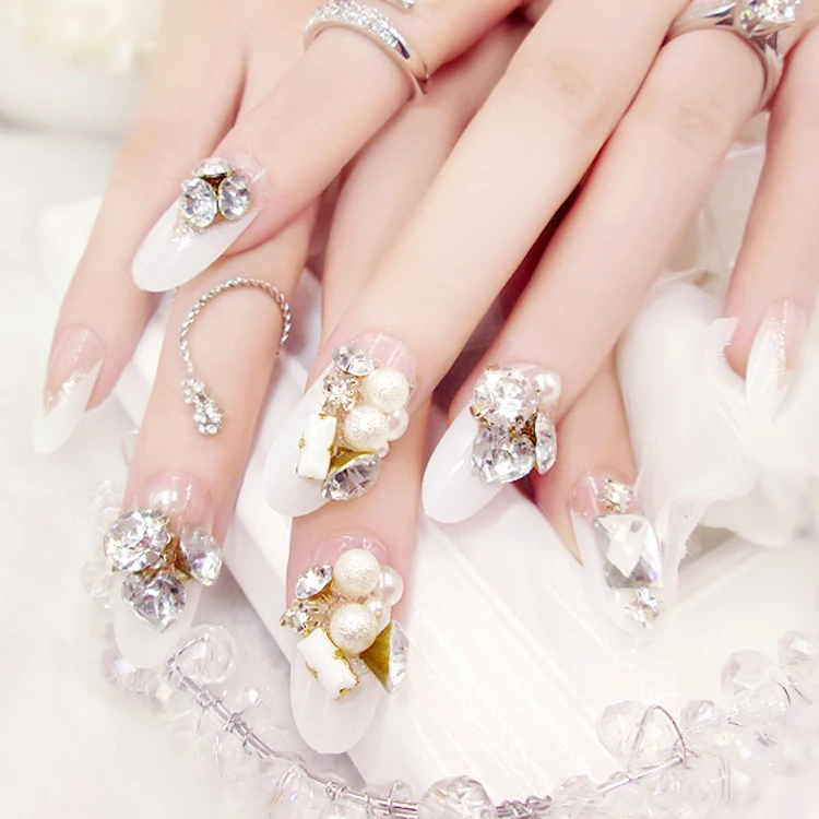 

The finished manicure 24PCS of false nails Pearl shining jewel The bride nail (Contains no glue)