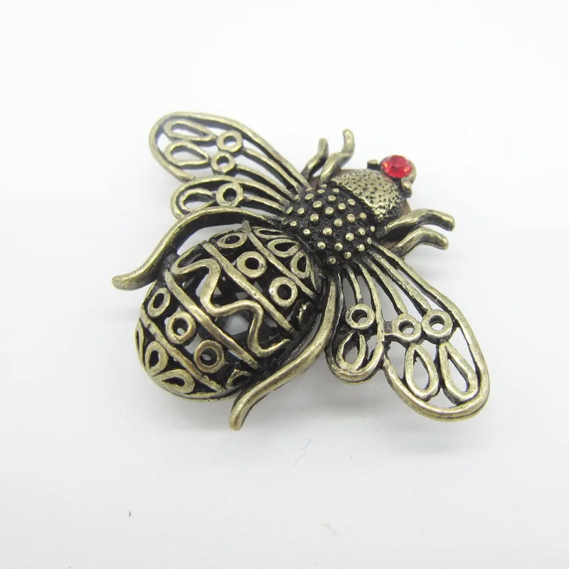 

Vintage Bronze Ox Cute Bee Animal Charm Fashion Brooches