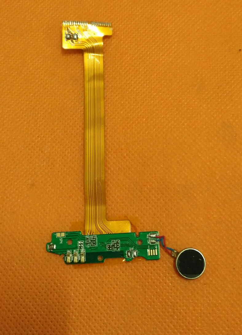 

Used Original GSM/ WCDMA Signal small Board+ Vibration Motor For NO.1 M2 4.5inch MTK6582 QHD IP68 Quad-core Free shiping