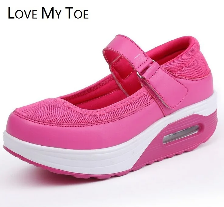 Женская спортивная обувь на танкетке Повседневная дышащая из сетчатого