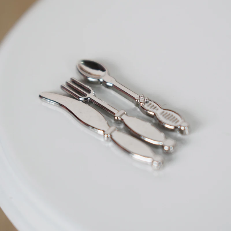 12pcs 1/12 Dollhouse Miniature Fork Knife Soup Spoon Tableware Play Kitchen Food Furniture Toy Fit Sylvaian Family Accessories