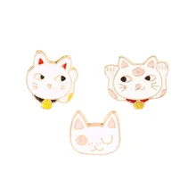 Broches Maneki Neko en émail, broche chat porte-bonheur, japon, Badge Lapin, accessoires bijoux, vente en gros