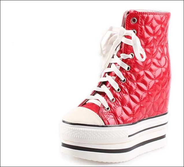 Новое поступление года; стеганые ботинки со скрытым высоким каблуком, увеличивающие рост; ботинки на высокой платформе со шнуровкой; модная женская повседневная обувь; размеры 34-40 - Цвет: red  style B
