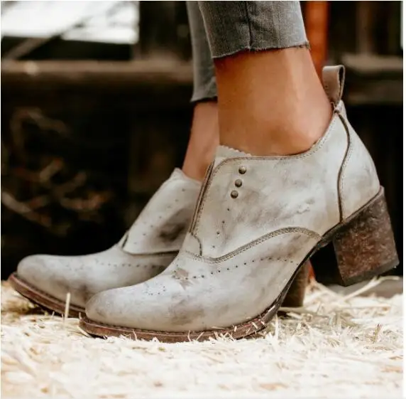 Новые осенние женские тонкие туфли в старом стиле Модные уличные женские туфли на высоком толстом каблуке, большие размеры 34-43