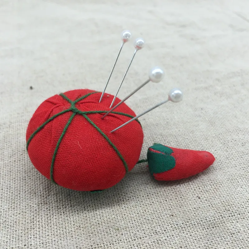 1Pcs Novelty Cotton Tomato Shaped Ball Crafts Sewing Needles Holder Pin