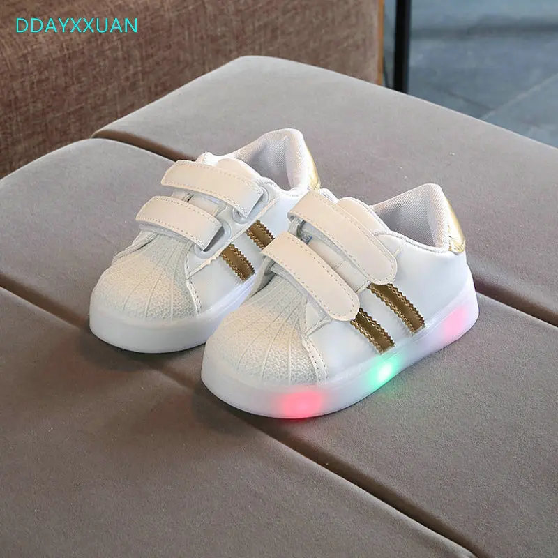 الاطفال Led أحذية لفتاة جديد ربيع الخريف طفل رضيع أحذية رياضية الأطفال أحذية رياضية مع ضوء لينة رياضية متوهجة حذاء رياضة الاطفال Led أحذية لفتاة جديد ربيع الخريف طفل رضيع أحذية رياضية الأطفال أحذية رياضية مع ضوء لينة رياضية متوهجة حذاء رياضة