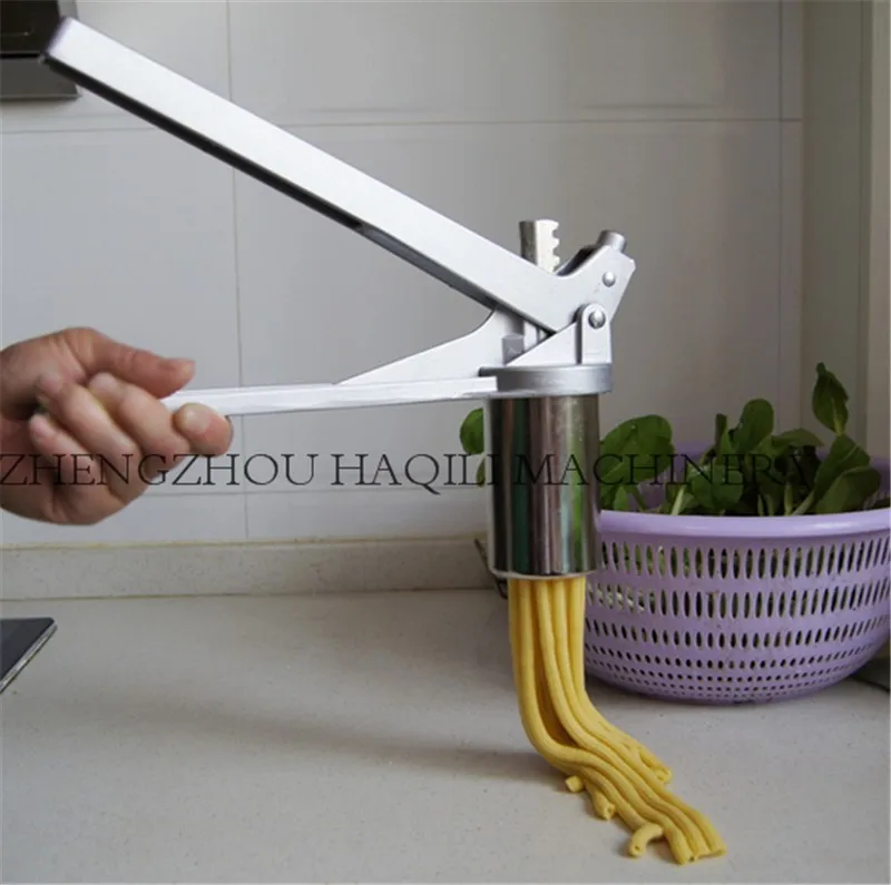 manual noodles making (1)