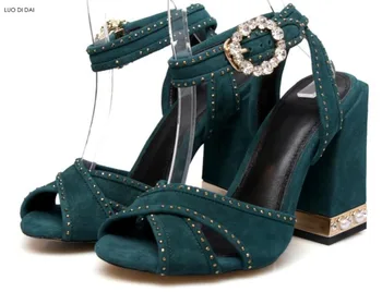 

2020 fashion style women sandals wedding shoes chunky heel sandals open toe sandals diamond buckle high heels ankle strap