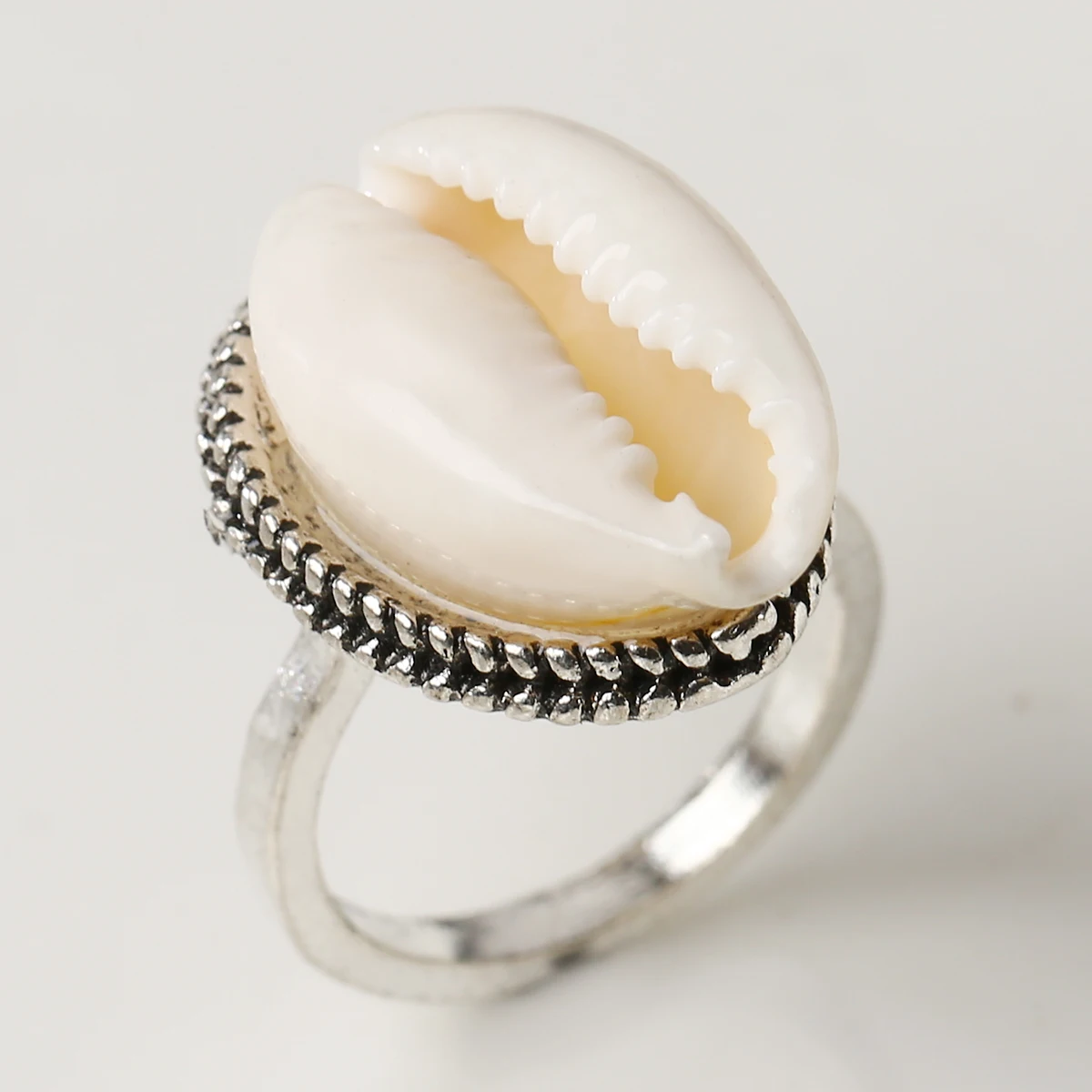 Charms Cowry Cowrie Ring Boho Womens Natural Sea Shell Finger Rings Anillos Mujer Gothic Beach Jewelry Shellhard