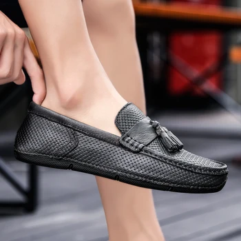 

Men Shoes Casual Genuine Leather shoes Mens Loafers Moccasins Italian style tassel summer Breathable Slip on Boat Shoes men L4