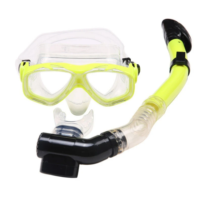 New Snorkeling Goggle Underwater Mask Breathing Tube Liquid Silicone PC