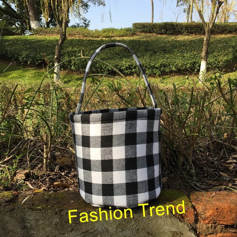 buffalo plaid bucket (3)