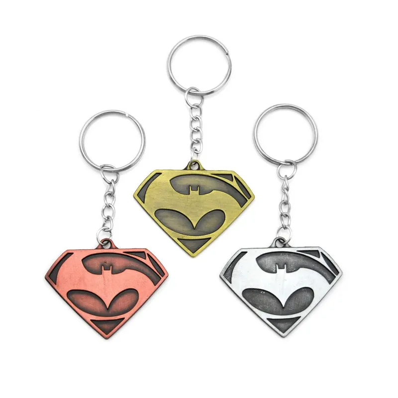 

Pop Creative Custom Batman Keychain Superman Ring Super Hero Key Ring Anime Key Chain Metal Car Banner Holder Men Gift Souveni